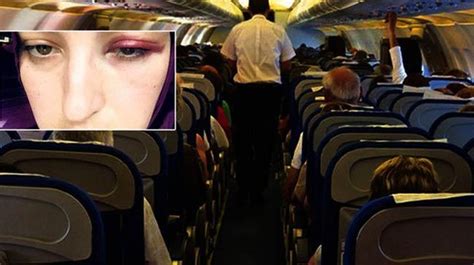 D­e­l­t­a­ ­A­i­r­l­i­n­e­s­ ­p­i­l­o­t­u­ ­k­a­d­ı­n­ ­y­o­l­c­u­y­a­ ­y­u­m­r­u­k­ ­a­t­t­ı­